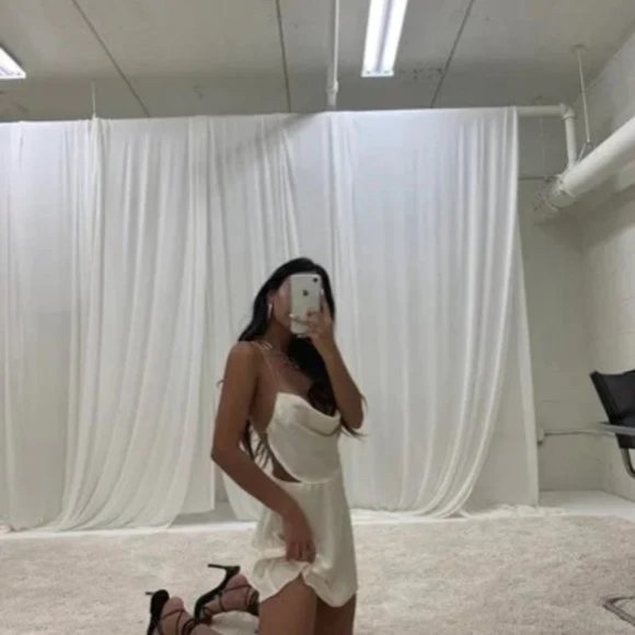 Shop Meko Little Miss Skirt Set in Pearl - Size M - Picture 5 of 7